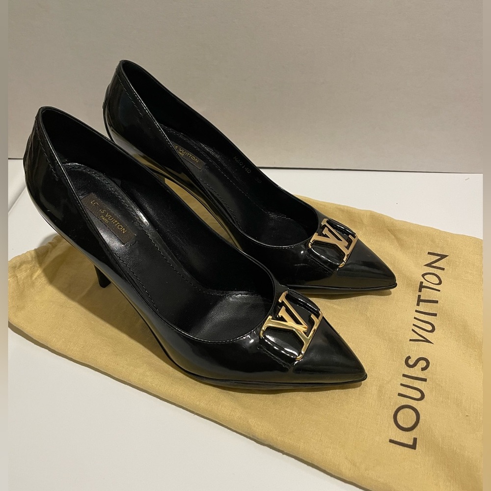 Authentic Louis Vuitton Heels. Size 39